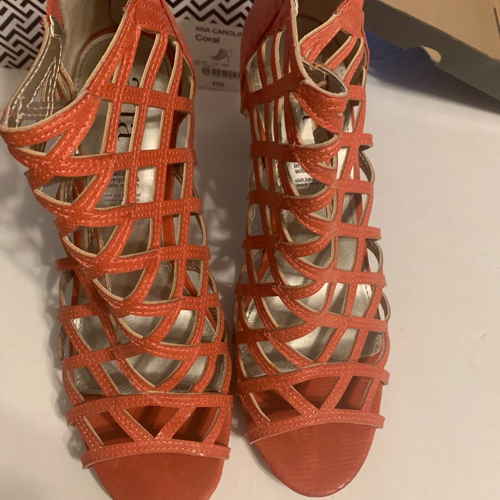 Coral color 9 1/2 high heels